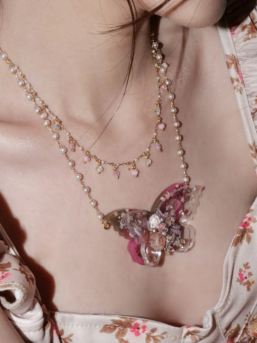 สร้อยคอผีเสื้อ Her Floral สร้อยคอ MIMEAR