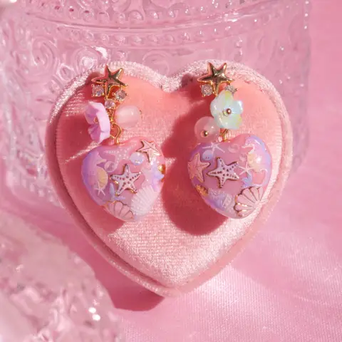 ต่างหูหัวใจ Kawaii Seahorse