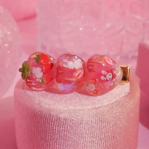 กิ๊บหัวใจเรียง Strawberry Icepop