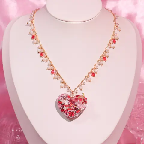 สร้อยคอใจใหญ่ Cherry Bunny Lace