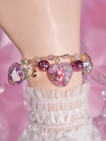 ข้อมือ Velvet Vine Mid