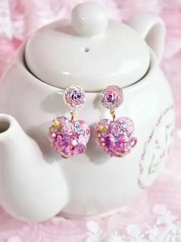 ต่างหูใจกาชากุหลาบ Meow Floral Teapot
