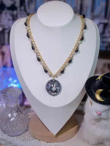 สร้อยคอ Mystic Mirror กระจกต้องมนตร์