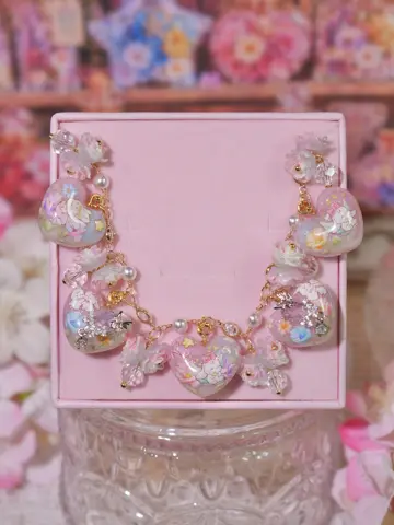 ข้อมือหัวใจพาสเทลสวนดอกไม้กระต่ายขาว