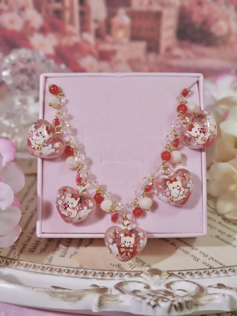 ข้อมือหัวใจแดงใสหมีครีม สร้อยข้อมือ MIMEAR
