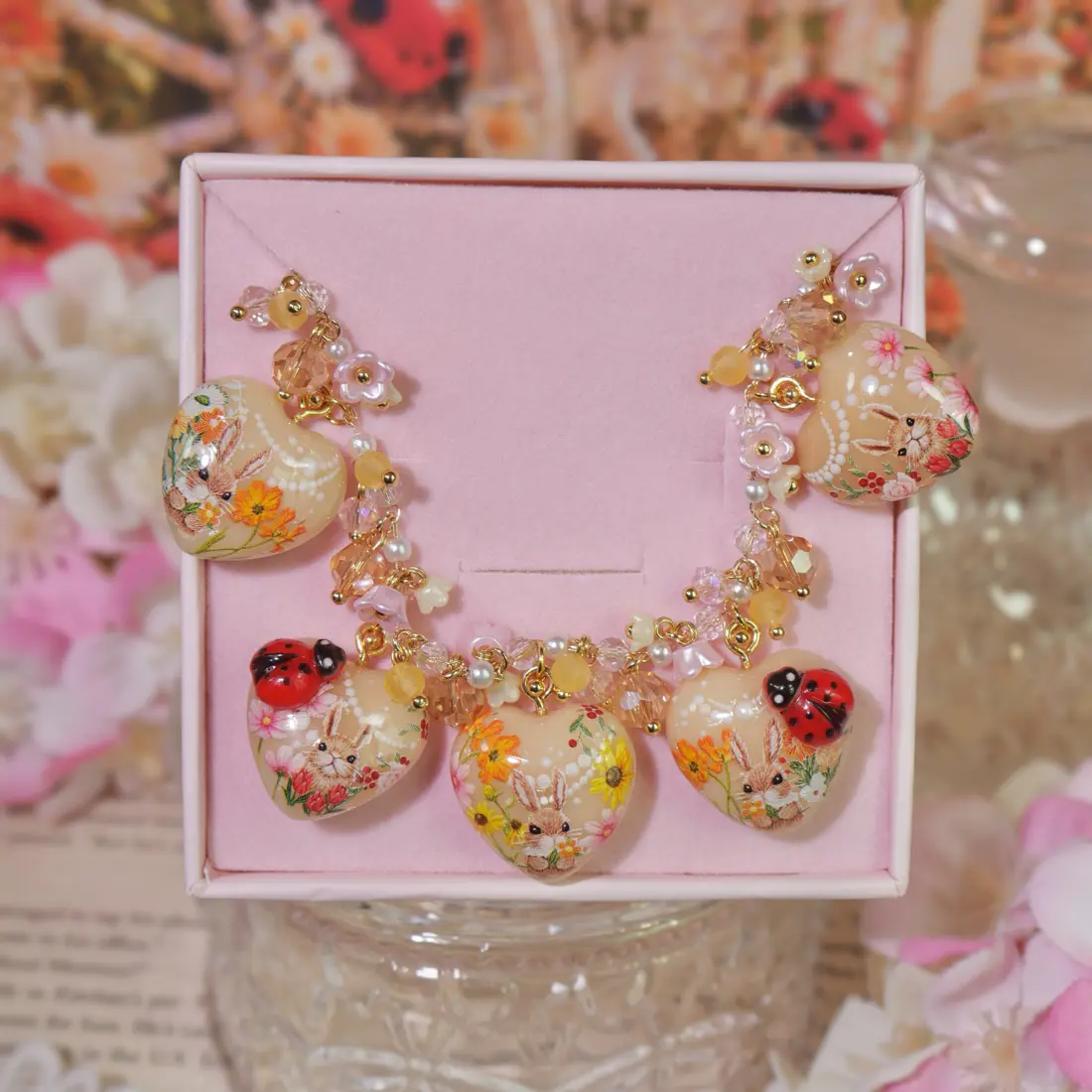 ข้อมือหัวใจครีมเหลืองกระต่ายน้ำตาลแมลงเต่าทอง สร้อยข้อมือ MIMEAR