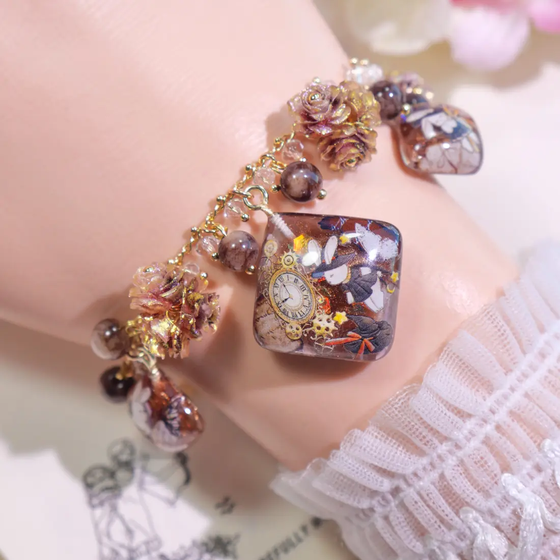 ข้อมือทรงเหลี่ยมกระต่ายโรสโกลด์ สร้อยข้อมือ MIMEAR