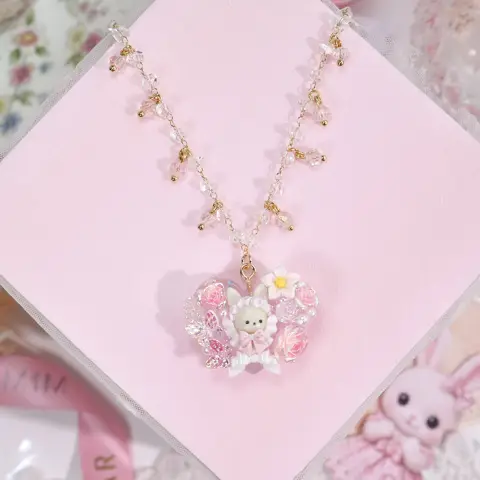 สร้อยคอใจกระต่ายผีเสื้อกุหลาบชมพู