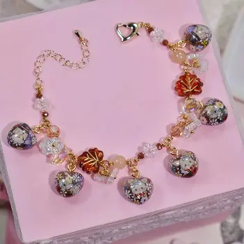 ข้อมือหัวใจปุกปุยกระต่ายน้ำตาล