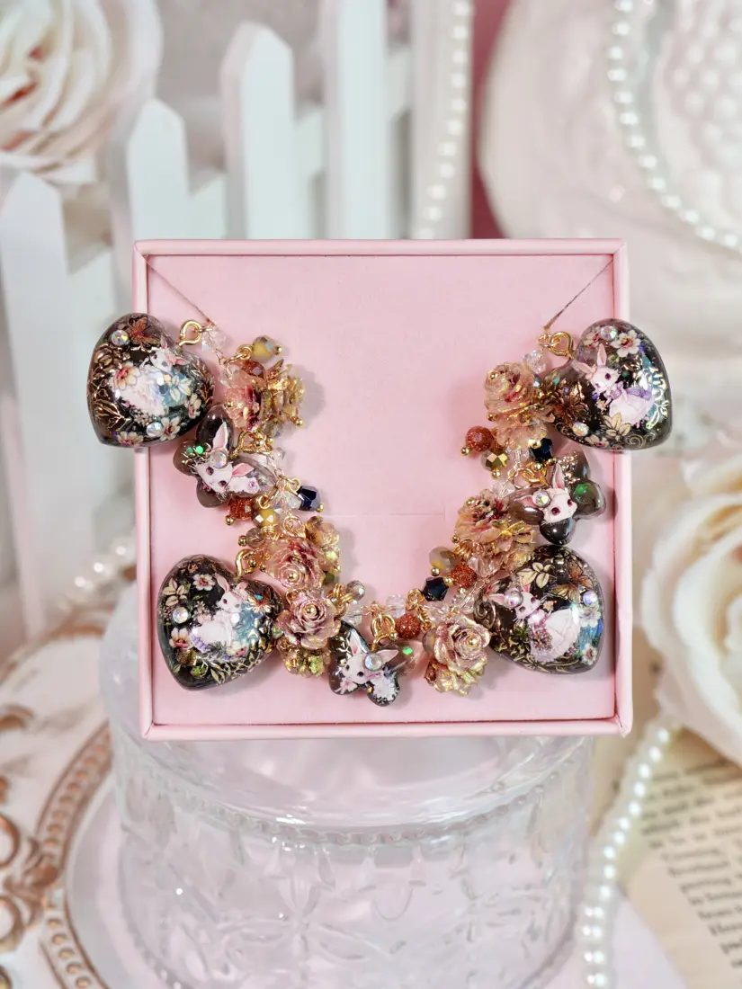 ข้อมือหัวใจผีเสื้อน้ำตาลกระต่ายชุดกระโปรง สร้อยข้อมือ MIMEAR