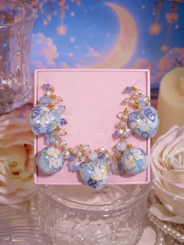 ข้อมือหัวใจกลมฟ้ากระต่ายพระจันทร์